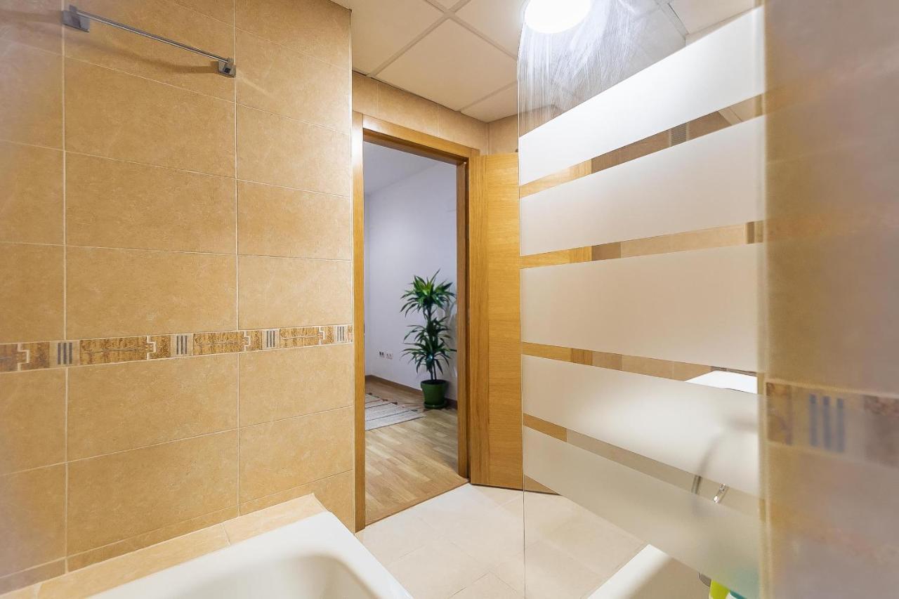Central Malaga Apartment At Mitjana Plaza מראה חיצוני תמונה