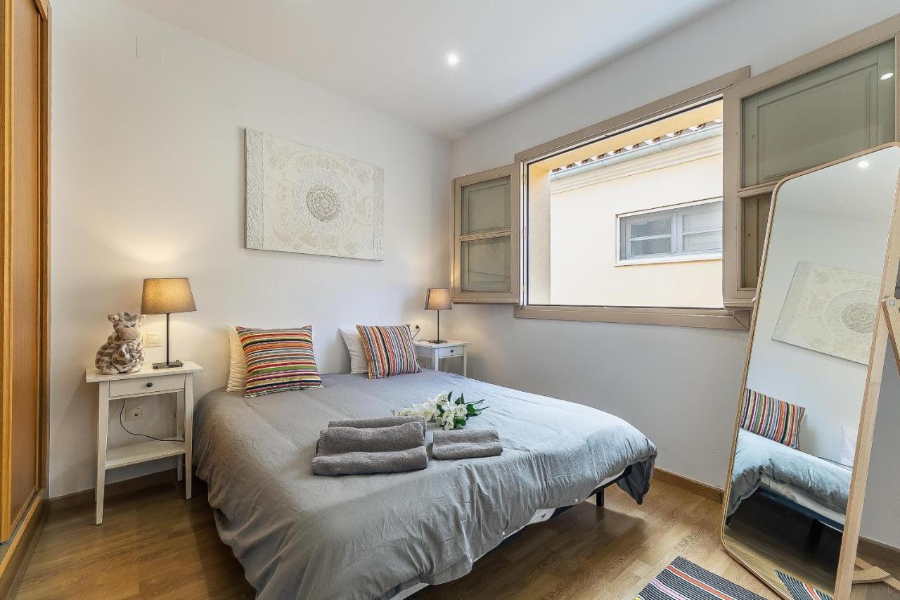 Central Malaga Apartment At Mitjana Plaza מראה חיצוני תמונה